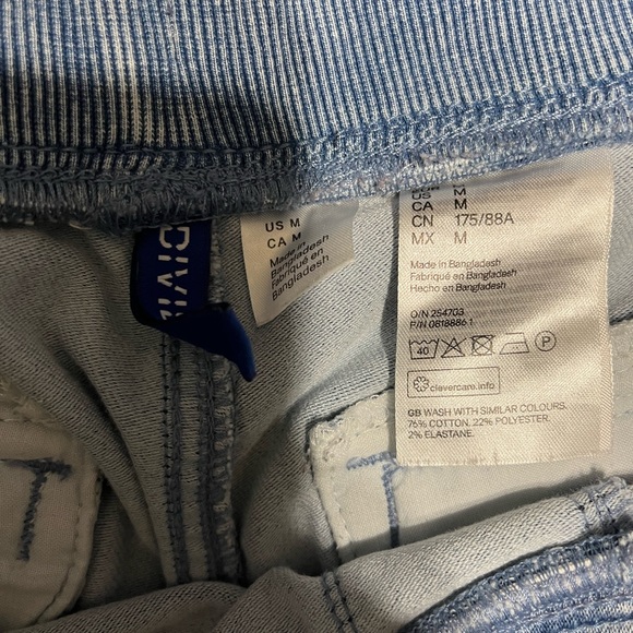 H&M JOGGER SHORTS WITH DRAWSTRING - Picture 3 of 7